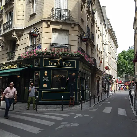 Picasso Loved Place * Parijs